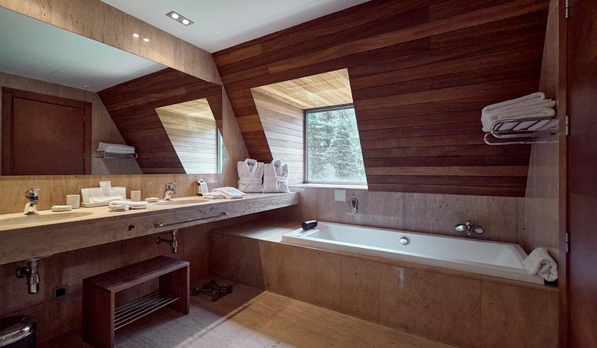 Tradicional Suite Andorra Park Hotel Andorra la Vella Tradicional Suite Andorra Park Hotel Andorra la Vella