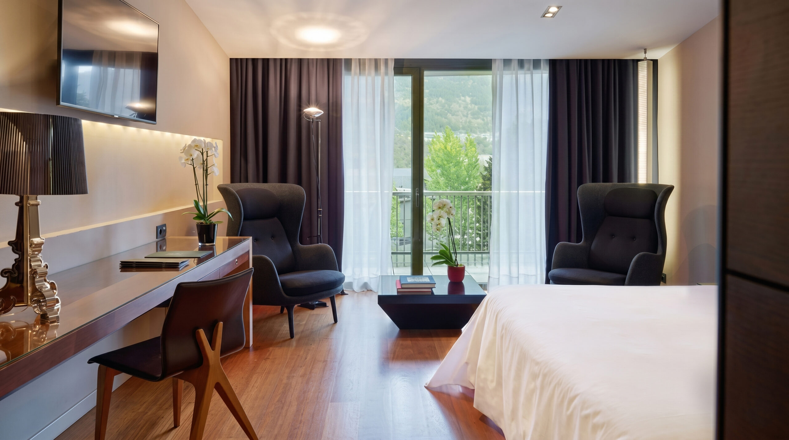 Garden Suite Hover